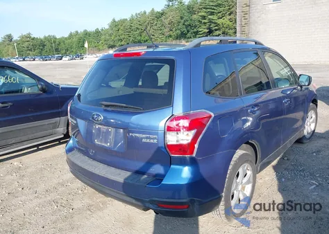 2015 Subaru Forester 2.5I Premium z USA, uszkodzony, nr VIN JF2SJADC6FH459948